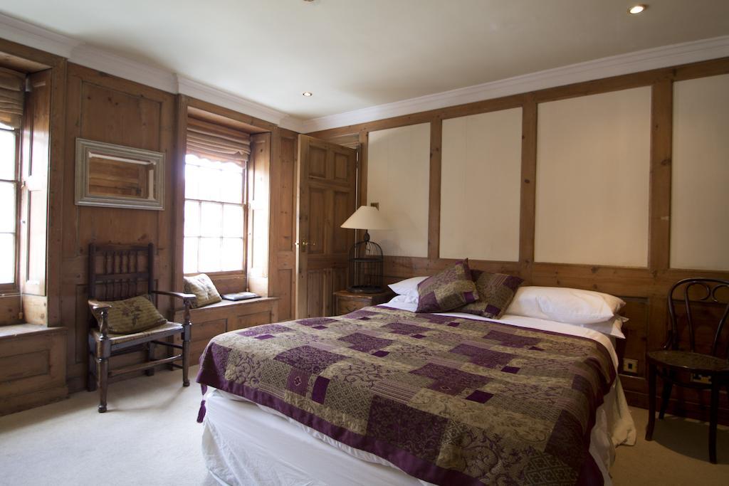 Hewitts Hotel And Restaurant Newport  Oda fotoğraf