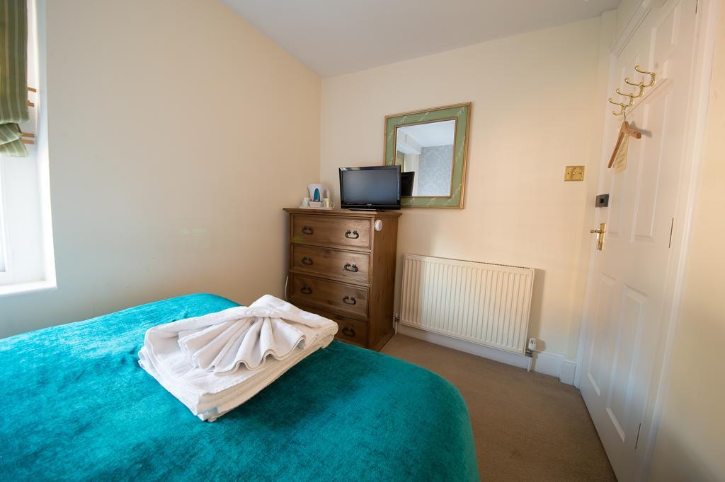 Hewitts Hotel And Restaurant Newport  Dış mekan fotoğraf