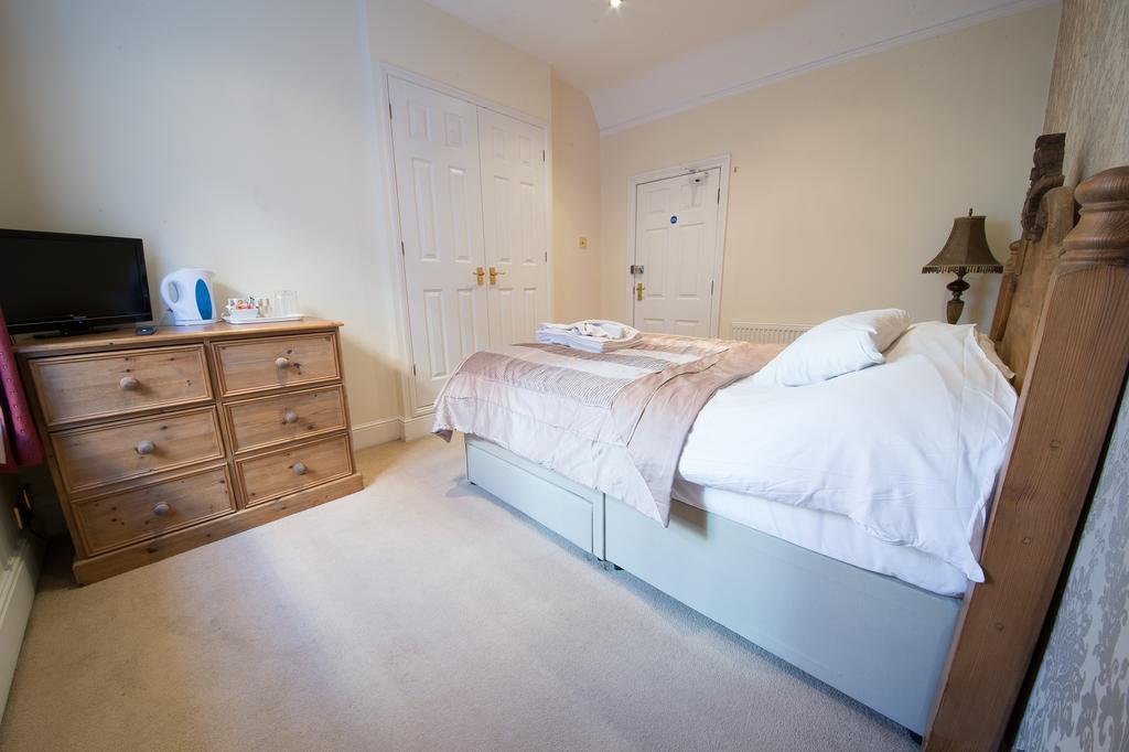 Hewitts Hotel And Restaurant Newport  Dış mekan fotoğraf
