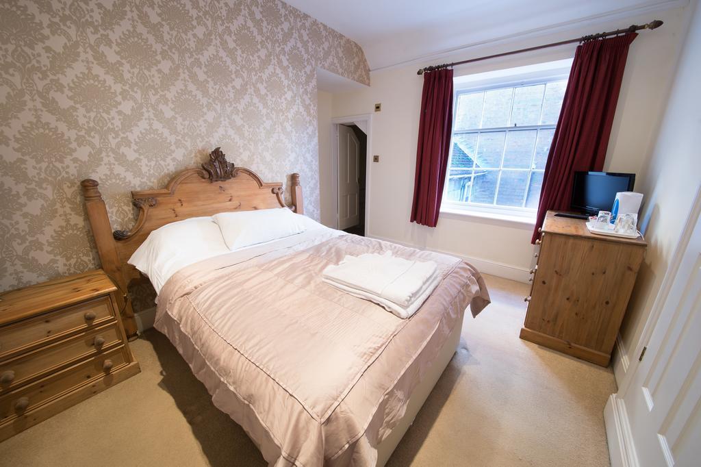 Hewitts Hotel And Restaurant Newport  Dış mekan fotoğraf