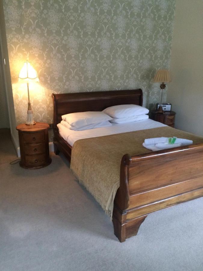 Hewitts Hotel And Restaurant Newport  Oda fotoğraf